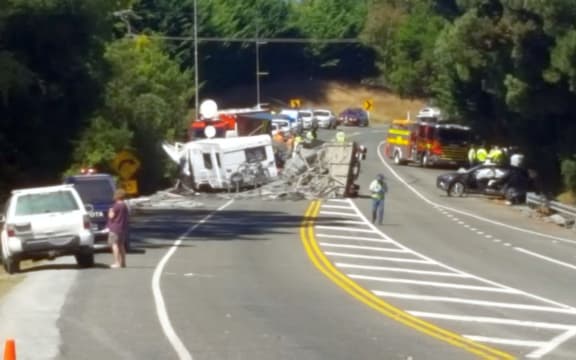 At least five people have been injured in a crash between Richmond and Mapua on the Coastal Highway in Tasman District.