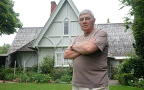 Historian Ron Lambert said he was appalled when he heard corrugated iron was even being considered to replace the Gables roof.
