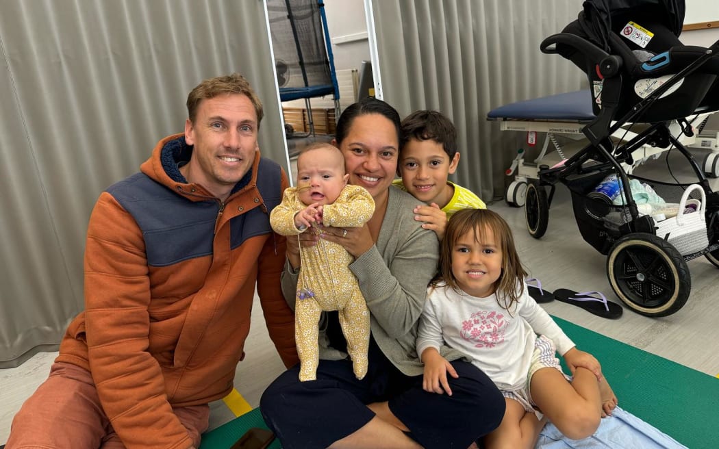 After eight months in New Zealand, Mana was medically cleared to return home to the Cook Islands