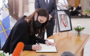 Jacinda Ardern writes condolence note after the death of Queen Elizabeth II.