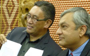 Mana Party leader Hone Harawira, left, and Internet Party chief executive Vikram Kumar.