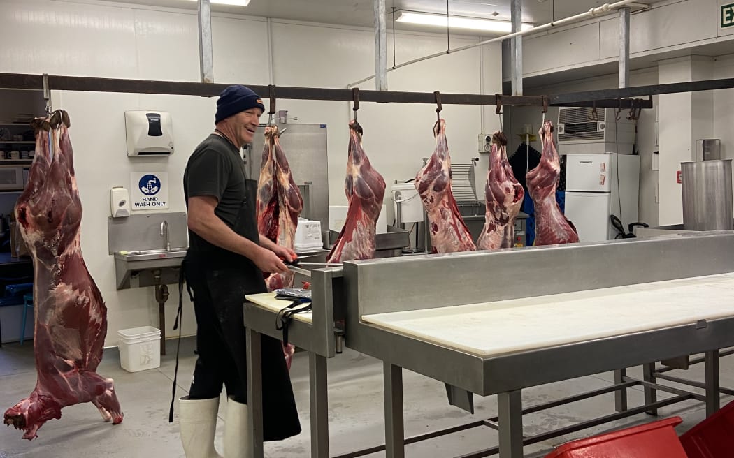 Hawke's Bay farmers are being taught how to butcher culled deer.