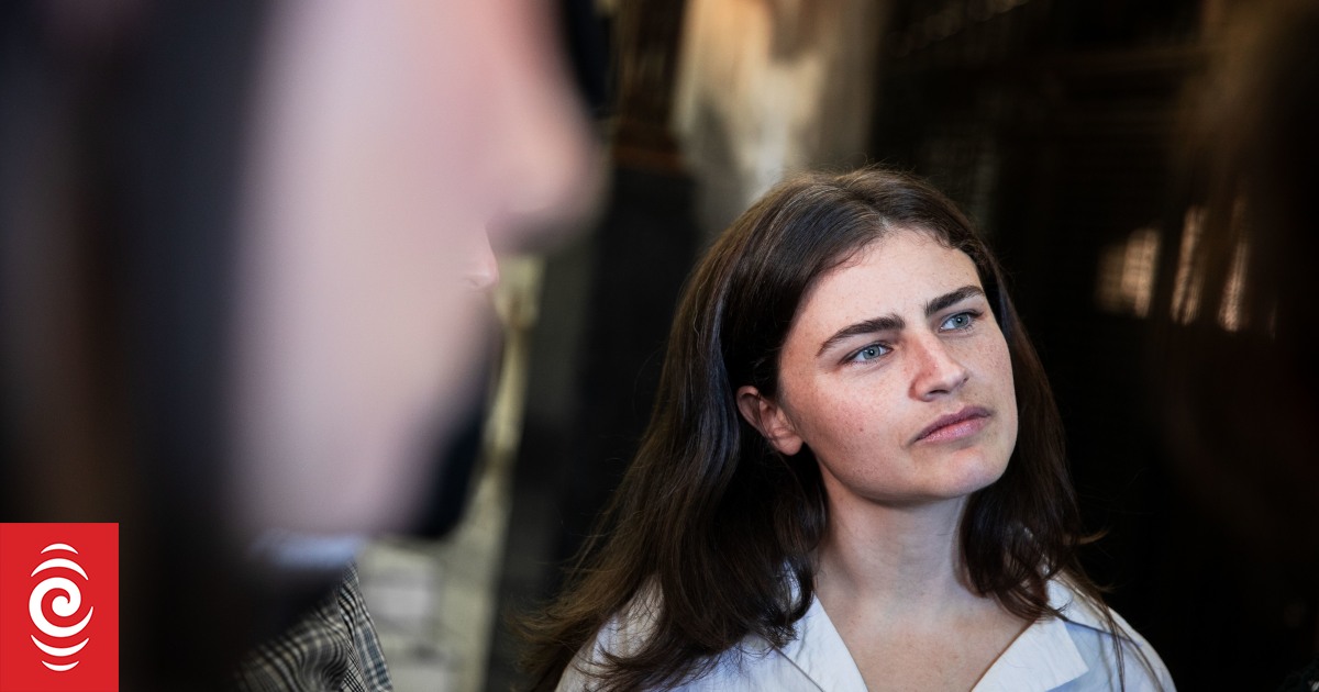 Government setting up 'smokescreen' to look away from climate change - Chloe Swarbrick - Vimarsana News