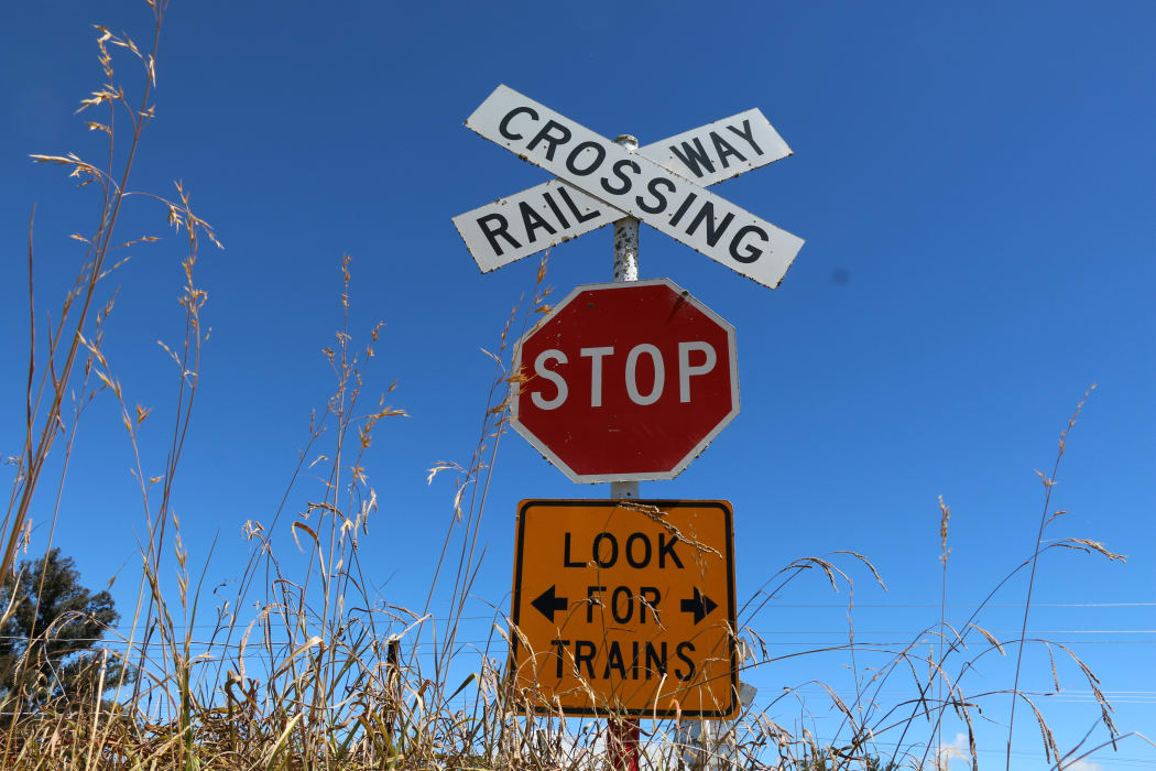 railway crossing generic