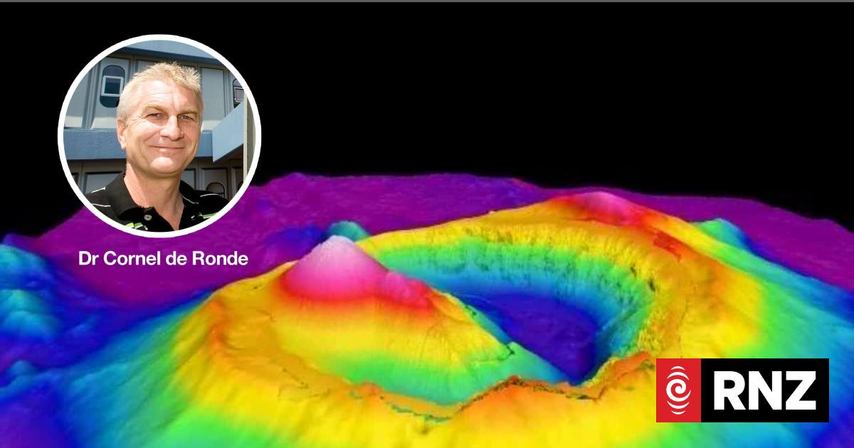 World-first probe into an active submarine volcano | RNZ