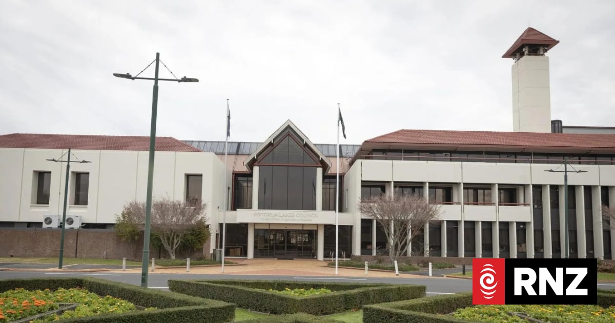 Bomb threat, assaults, weapons: What frontline city staff face