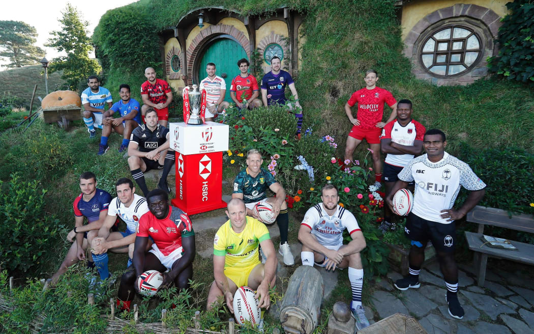 Fiji, Samoa and Papua New Guinea are among 16 teams vying for the inaugural Hamilton Sevens title.