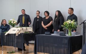 Kiwa Hammond with rōpū address their tīpuna at the public ceremony