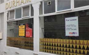 Empty shops for rent on Queen Street, Auckland.