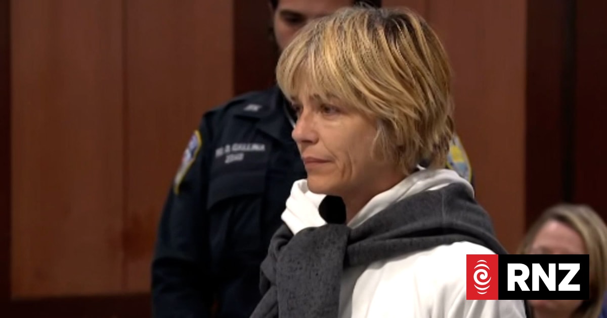 What we know about Selma Blair’s flight disturbance, arrest and assault charges