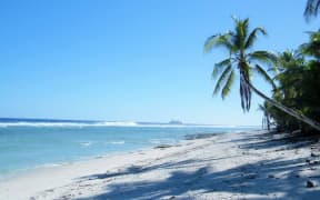 Rakahanga seaside.