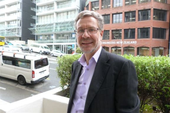 Dr Arthur Grimes