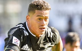Augustine Pulu makes a break for New Zealand on day one in Sydney.